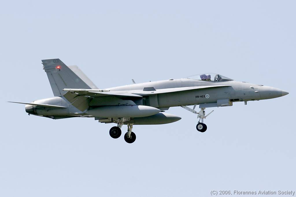 35 ETSI060511 35 F-18C HN-403 DK 01 Finnish Air Force F-18C HN-403 of Ha?vLLv 31 - Manching AB, 11 May 2006 (C) Didier Kories